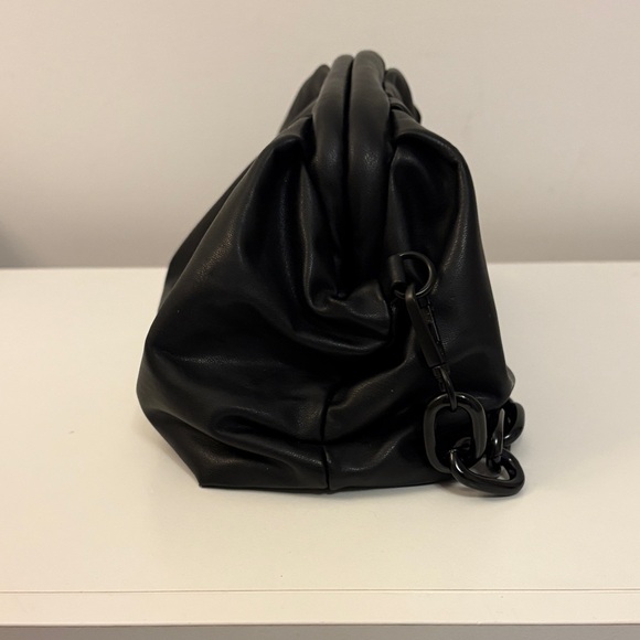 Badgley Mischka Black Chain Clutch (New with Tags Cut Off) - Picture 8 of 10